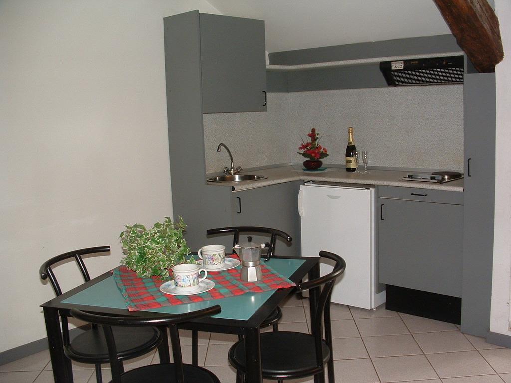 Holiday Residence Baveno Bilik gambar